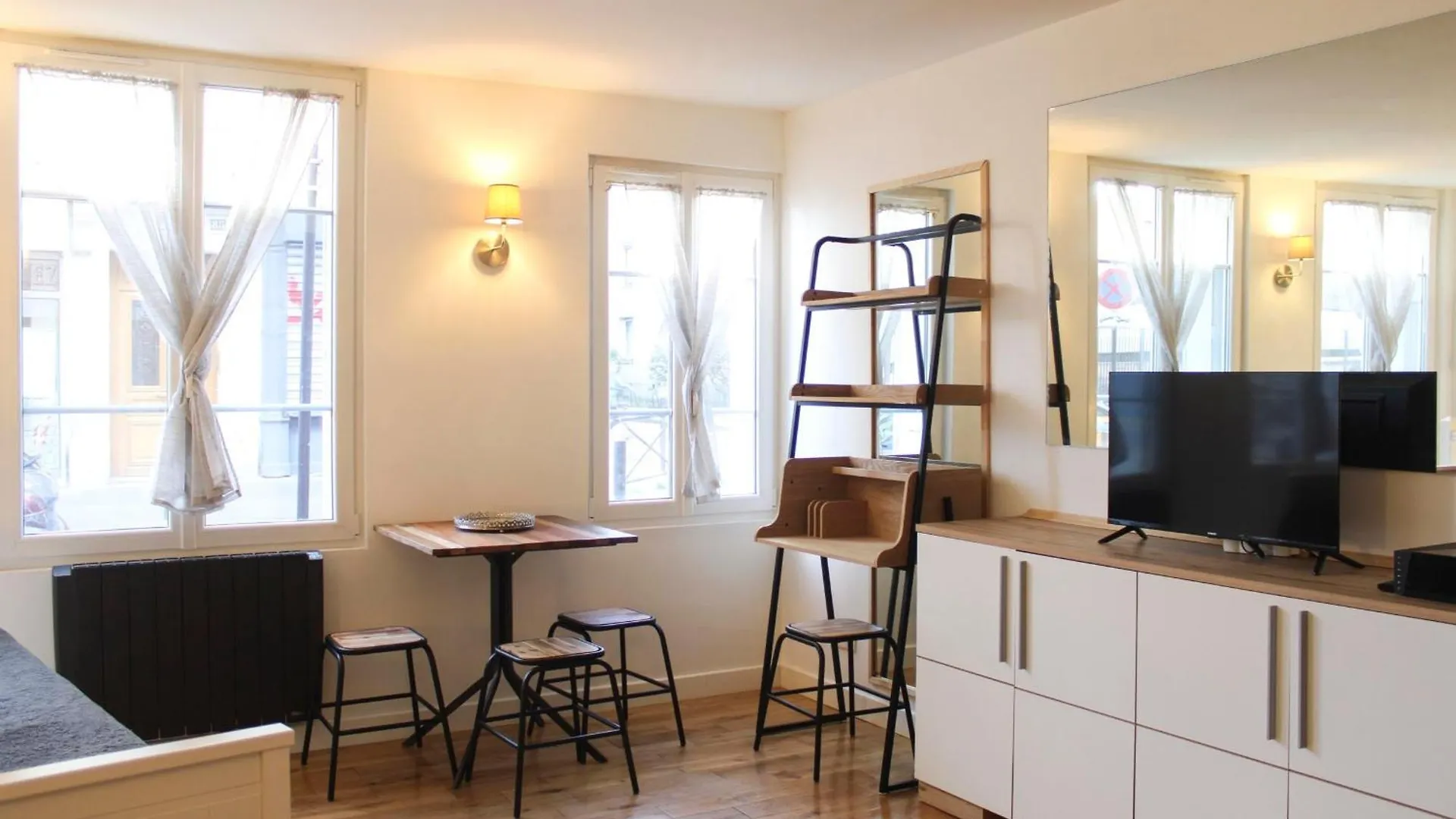 Bright Apartment - Near Garden Paris France